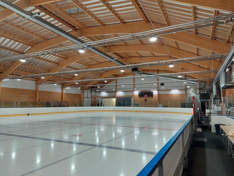 Raision jäähalli 2:n kaukalo.