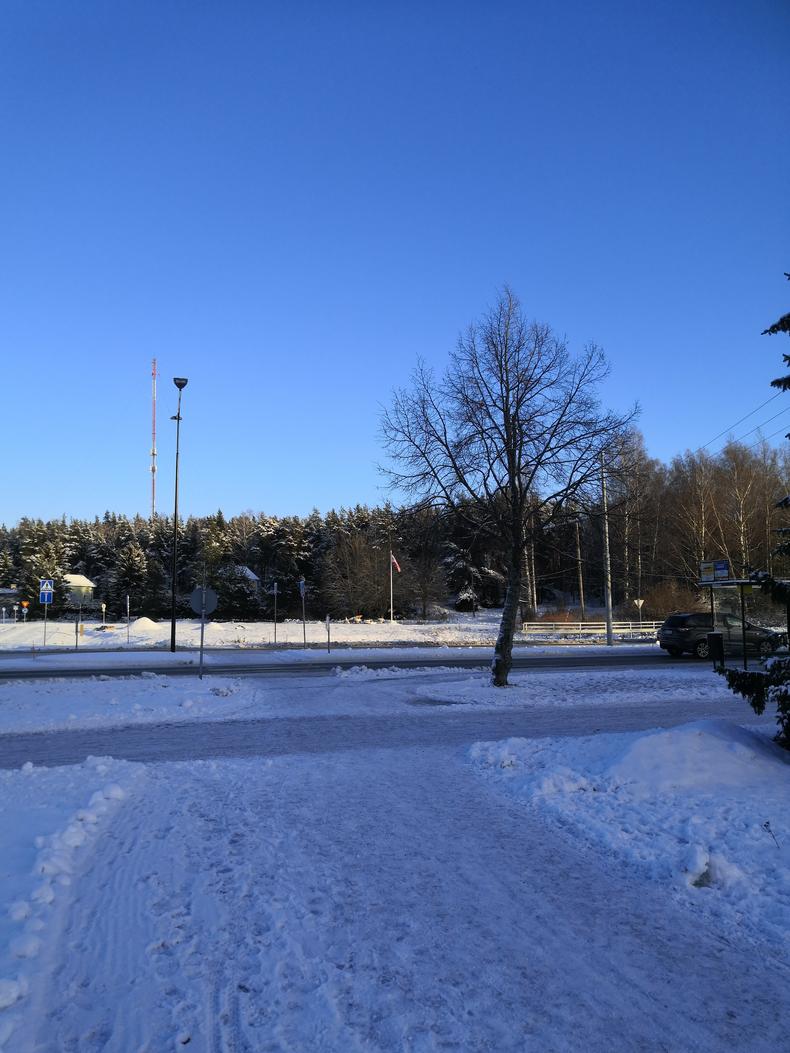 A2. Portinvartija, näkymä rakennuspaikalle Satakunnantien vastakkaiselta puolelta