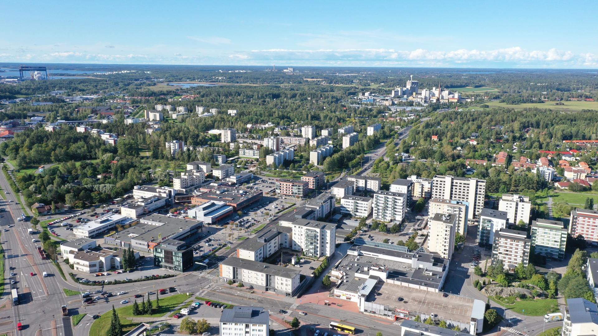 Raision keskusta ilmakuvassa.