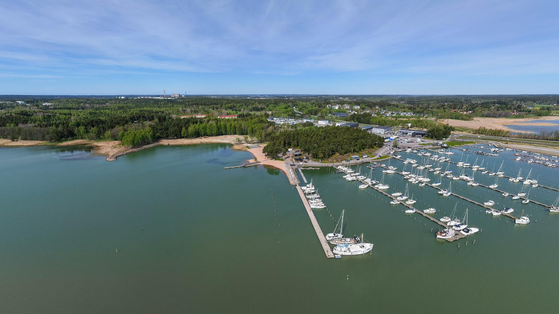 Ilmakuva Hahdenniemestä. 