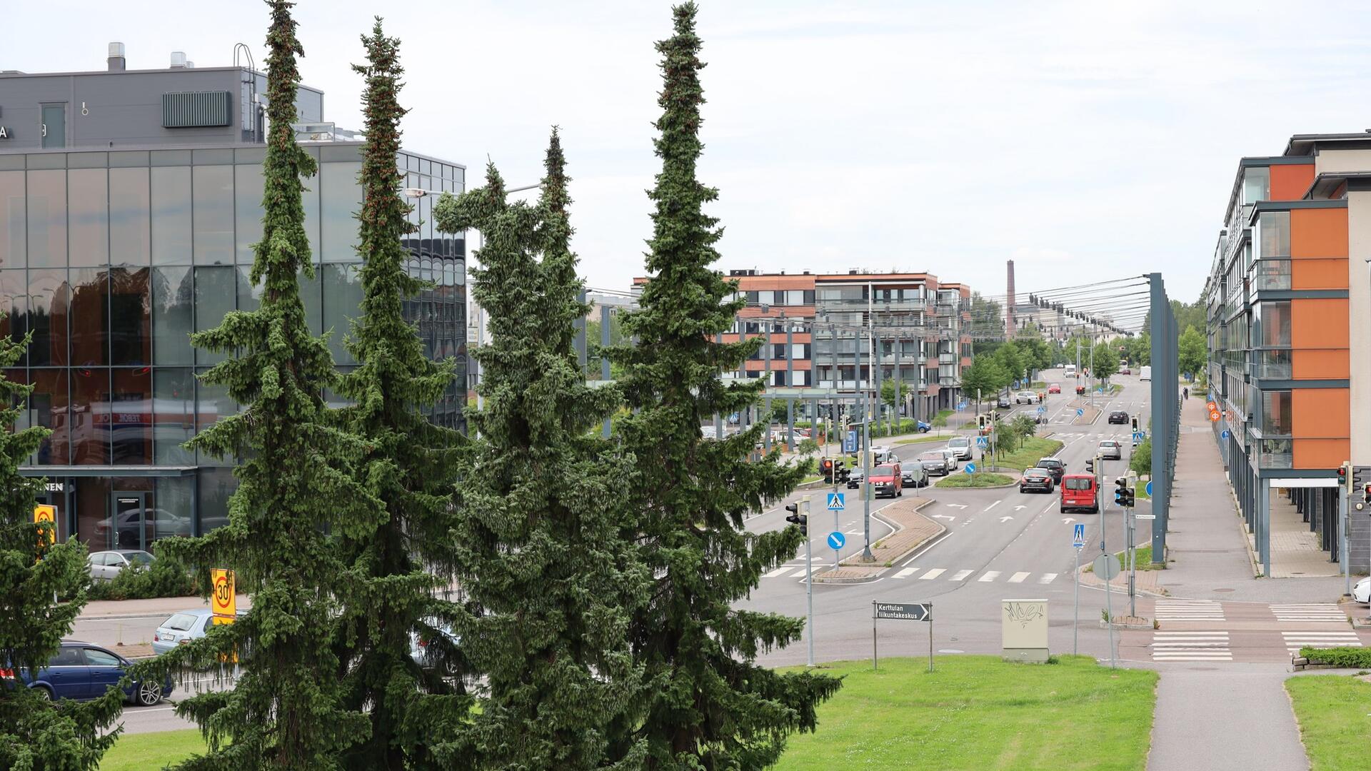 Raision keskustamaisemaa.