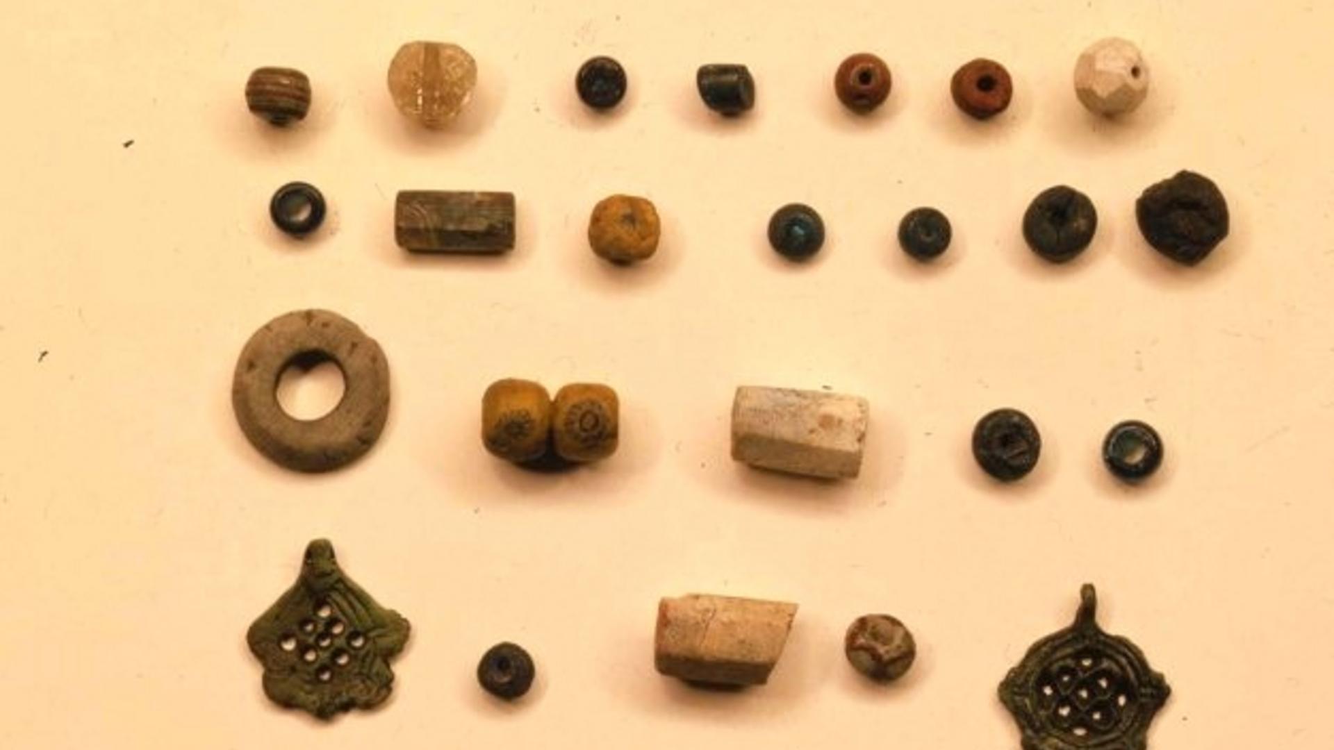  Koruja Siirin polttokalmistosta. Turun yliopisto / arkeologia.