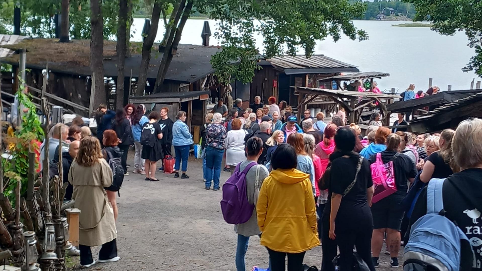 Tapahtumapäivän osallistujia Rymättylässä.
