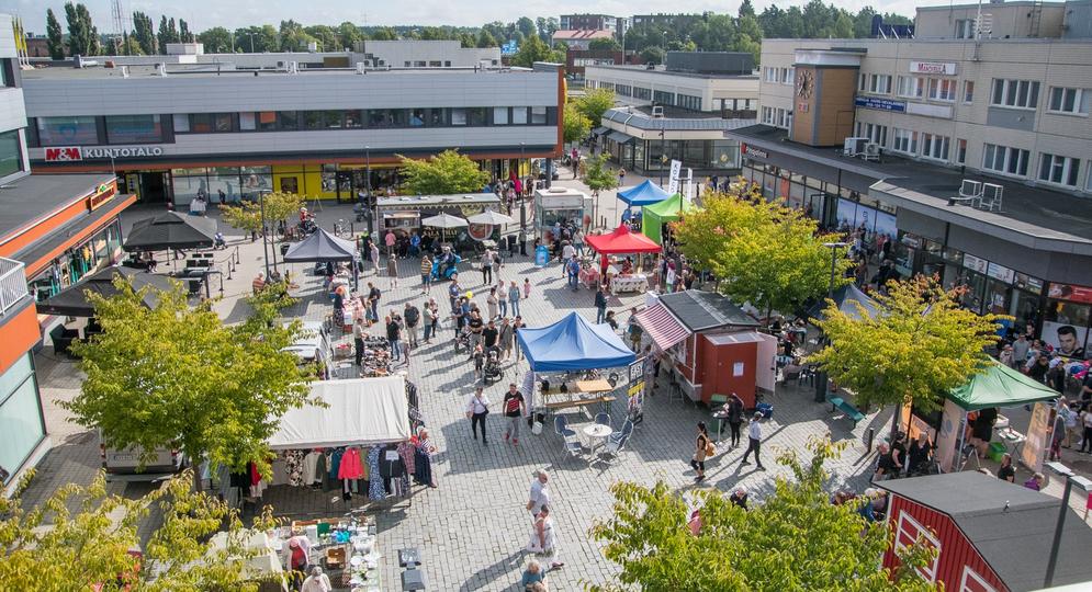 Killin markkinat Raision torilla.