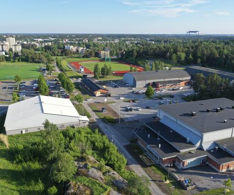 Ilmakuva Kerttulan liikuntakeskuksesta.