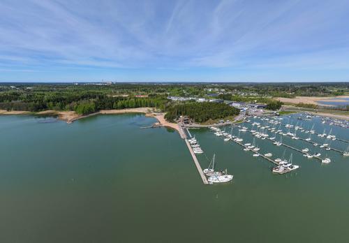 Ilmakuva Hahdenniemestä. 